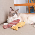 Charger l'image dans la visionneuse de la galerie, Cat Toy Funny Cat Linen Fish Pillow Self-hey Cat
